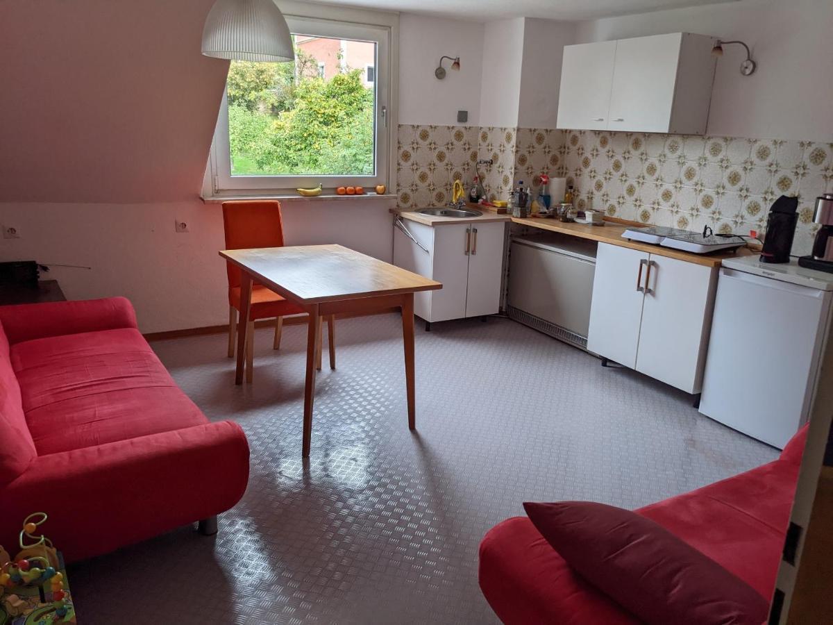 Monkey Factory - Mini Home-Stay Hostel Трабен-Трарбах Екстериор снимка